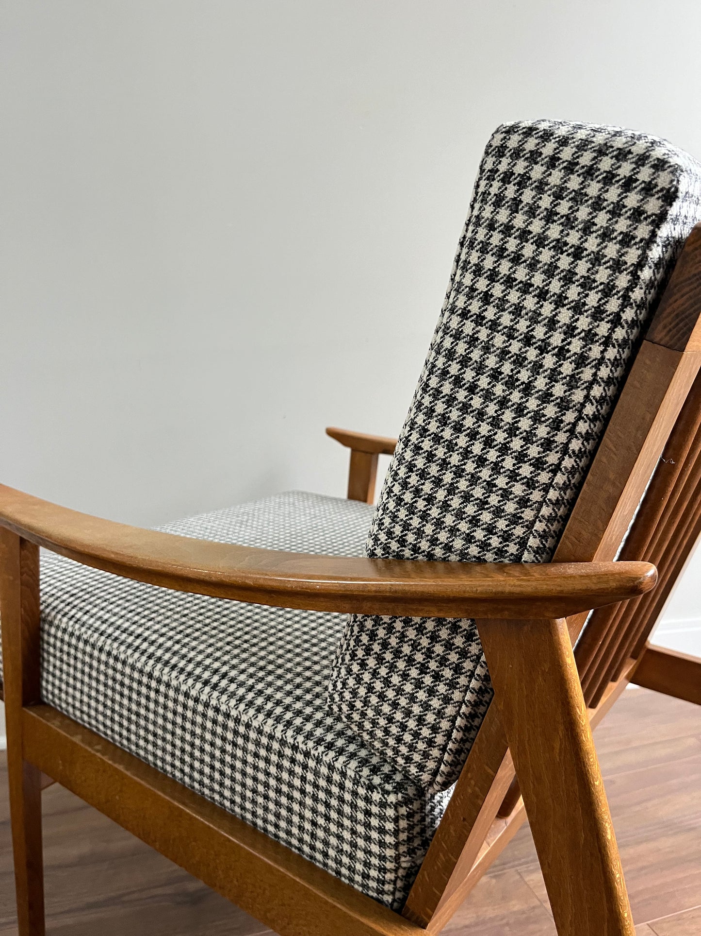 Houndstooth Check Collection